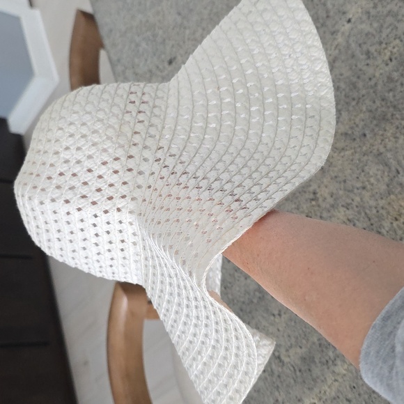 Two Floppy Black and Cream Woven Sun Hats - Picture 3 of 6